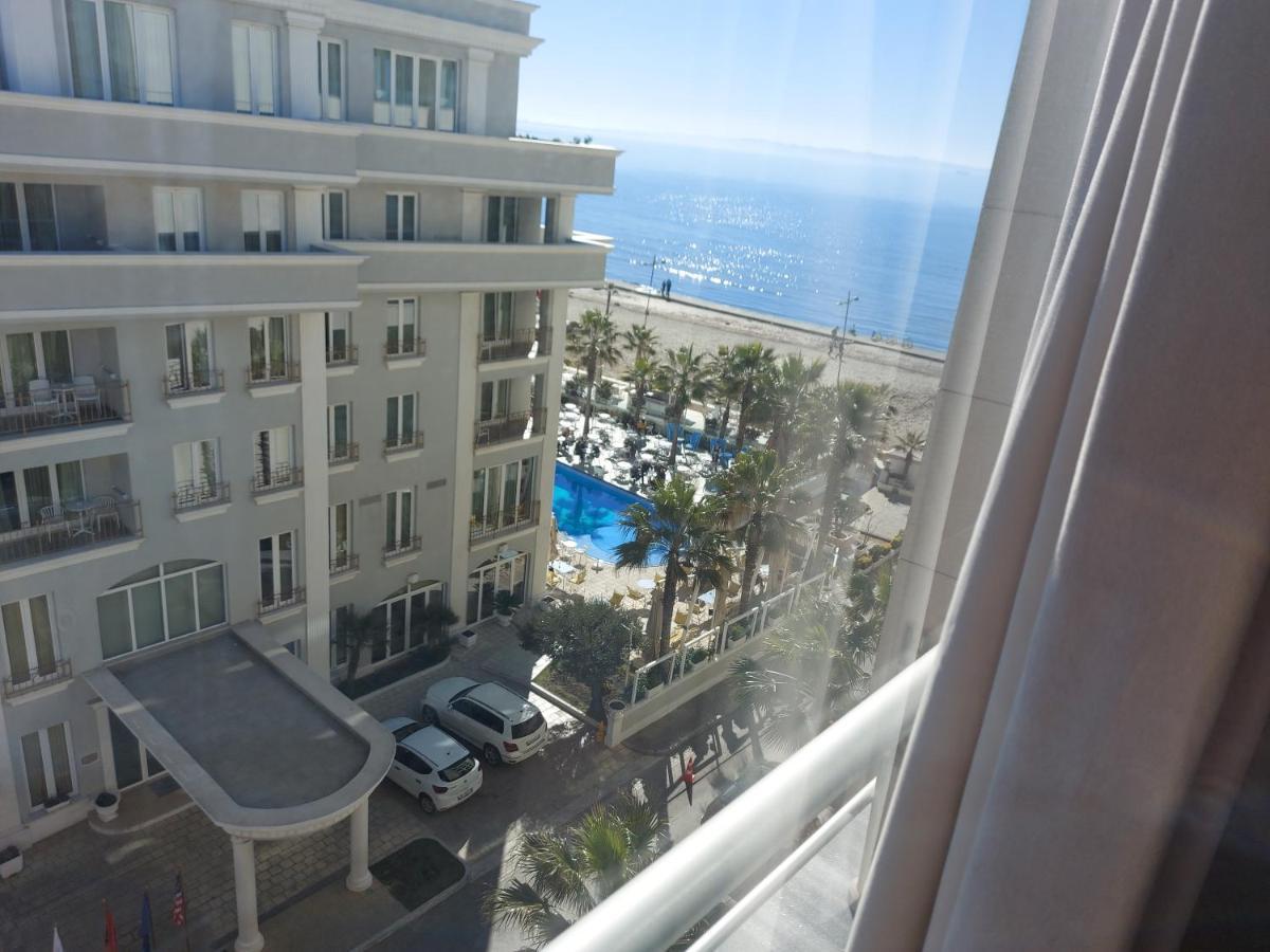 דורס Bral Apartments 8 Two-Bedroom Beachfront מראה חיצוני תמונה