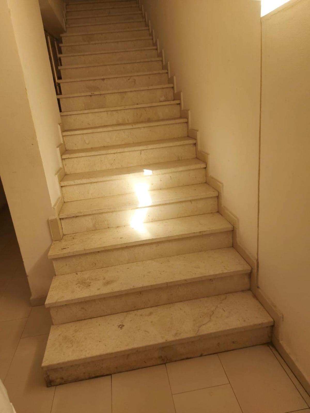 דורס Bral Apartments 8 Two-Bedroom Beachfront מראה חיצוני תמונה