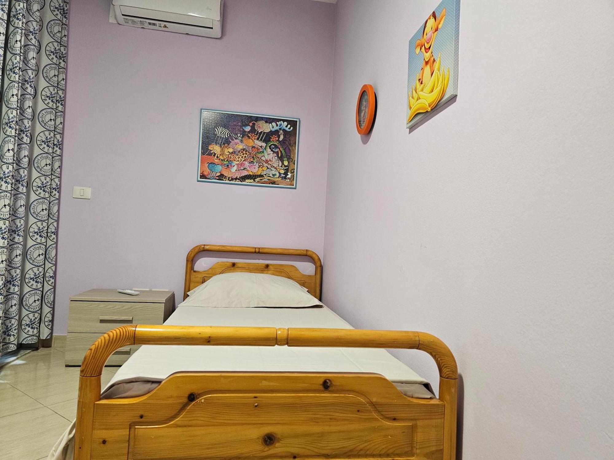 דורס Bral Apartments 8 Two-Bedroom Beachfront מראה חיצוני תמונה